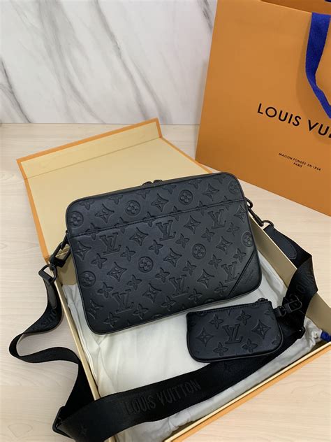 louis vuitton duo Messenger